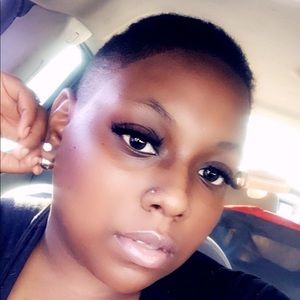 Meet your Posher, Unique